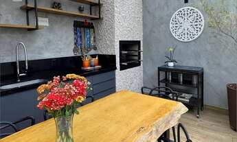 Imagem 3: 3 dormitórios, 1 suítes, 2 banheiro, 2 vagas na garagem, 120M² de Área Construída