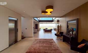 Imagem 4: 4 dormitórios, 4 suíte, 7 banheiro, 9 vagas na garagem, 735M² de Área Construída