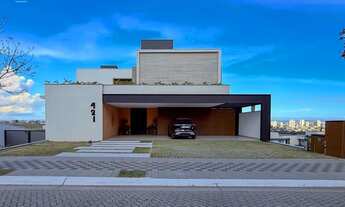 Imagem 2: 4 dormitórios, 4 suíte, 7 banheiro, 9 vagas na garagem, 735M² de Área Construída