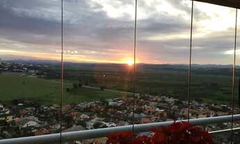 Imagem 2: 4 dormitórios, 4 suíte, 5 banheiro, 2 vagas na garagem, 259M² de Área Construída