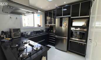 Imagem 6: 3 dormitórios, 3 suíte, 5 banheiro, 3 vagas na garagem, 131M² de Área Construída