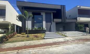 Imagem: 3 dormitórios, 3 suíte, 5 banheiro, 2