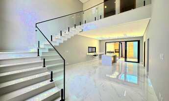 Imagem: 4 dormitórios, 4 suíte, 5 banheiro, 2