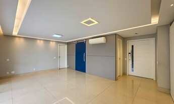 Imagem 2: 3 dormitórios, 3 suíte, 5 banheiro, 3 vagas na garagem, 182M² de Área Construída