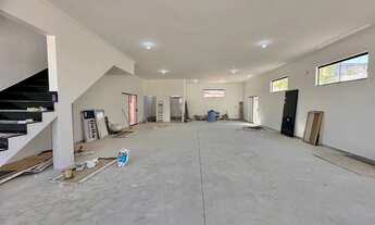 Imagem 3: 4 banheiro, 4 vagas na garagem, 320M² de Área Construída, 320M² de Área Total