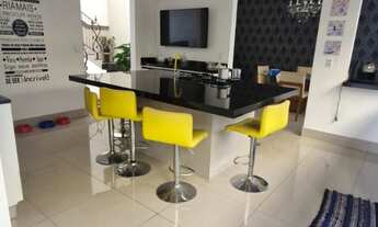 Imagem 5: 5 dormitórios, 5 suíte, 5 banheiro, 4 vagas na garagem, 352M² de Área Construída