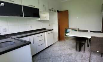 Imagem 3: 2 dormitórios, 1 suítes, 2 banheiro, 2 vagas na garagem, 141M² de Área Construída