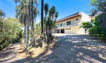 Imagem: 4 dormitórios, 2 suíte, 4 banheiro, 6