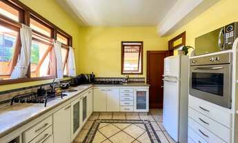 Imagem 6: 4 dormitórios, 3 suíte, 4 banheiro, 2 vagas na garagem, 355M² de Área Construída