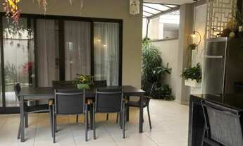 Imagem 7: 4 dormitórios, 4 suíte, 6 banheiro, 2 vagas na garagem, 271M² de Área Construída