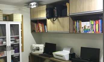 Imagem 4: 3 dormitórios, 1 suítes, 2 banheiro, 3 vagas na garagem, 143M² de Área Construída