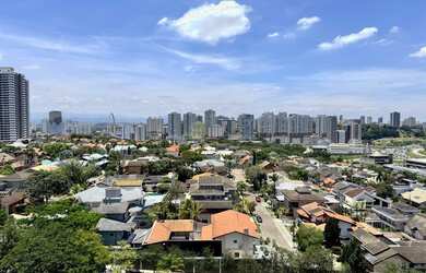 Imagem 5: 3 dormitórios, 1 suítes, 2 banheiro, 2 vagas na garagem, 78M² de Área Construída