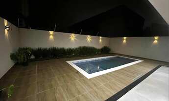 Imagem 7: 4 dormitórios, 4 suíte, 5 banheiro, 2 vagas na garagem, 210M² de Área Construída