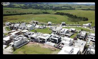 Imagem: 706M² de Área Construída, 706M² de Área