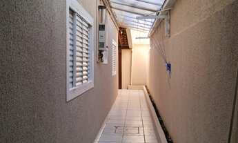 Imagem 5: 2 dormitórios, 1 suítes, 2 banheiro, 2 vagas na garagem, 60M² de Área Construída