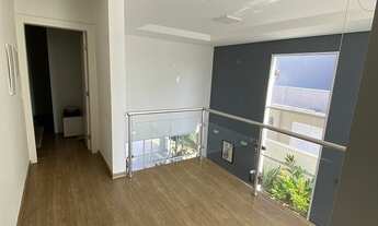 Imagem 3: 3 dormitórios, 3 suíte, 5 banheiro, 2 vagas na garagem, 329M² de Área Construída