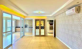 Imagem 2: 4 dormitórios, 2 suíte, 5 banheiro, 3 vagas na garagem, 189M² de Área Construída