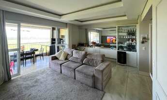 Imagem 2: 3 dormitórios, 3 suíte, 4 banheiro, 3 vagas na garagem, 142M² de Área Construída