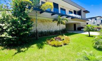 Imagem: 4 dormitórios, 4 suíte, 6 banheiro, 4