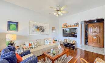 Imagem 4: 4 dormitórios, 3 suíte, 5 banheiro, 2 vagas na garagem, 200M² de Área Construída