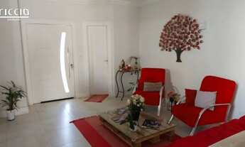 Imagem 7: 3 dormitórios, 3 suíte, 4 banheiro, 2 vagas na garagem, 237M² de Área Construída