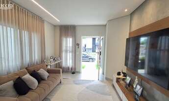 Imagem 5: 3 dormitórios, 3 suíte, 5 banheiro, 2 vagas na garagem, 229M² de Área Construída