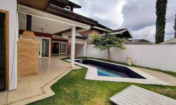 Imagem 3: 3 dormitórios, 1 suítes, 5 banheiro, 5 vagas na garagem, 303M² de Área Construída