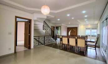 Imagem 5: 3 dormitórios, 1 suítes, 5 banheiro, 5 vagas na garagem, 303M² de Área Construída