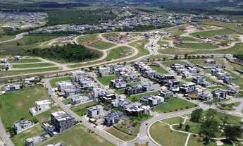 Imagem 2: 330M² de Área Construída, 330M² de Área Total