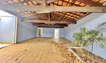 Imagem: 3 dormitórios, 1 suítes, 3 banheiro, 4