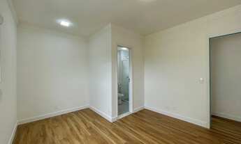 Imagem 7: 3 dormitórios, 1 suítes, 2 banheiro, 2 vagas na garagem, 72M² de Área Construída