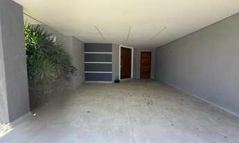 Imagem 4: 4 dormitórios, 3 suíte, 4 banheiro, 2 vagas na garagem, 215M² de Área Construída