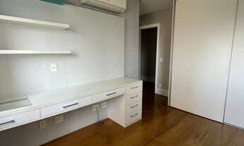 Imagem 5: 4 dormitórios, 4 suíte, 6 banheiro, 4 vagas na garagem, 278M² de Área Construída