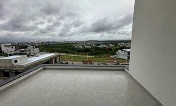 Imagem 2: 3 dormitórios, 3 suíte, 5 banheiro, 4 vagas na garagem, 364M² de Área Construída