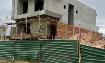 Imagem 2: 4 dormitórios, 4 suíte, 6 banheiro, 6 vagas na garagem, 262M² de Área Construída