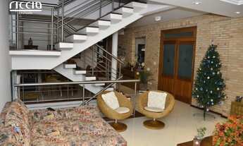 Imagem 5: 5 dormitórios, 3 suíte, 5 banheiro, 4 vagas na garagem, 318M² de Área Construída