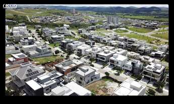 Imagem 3: 555M² de Área Construída, 555M² de Área Total