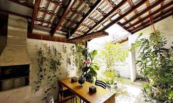 Imagem 3: 3 dormitórios, 1 suítes, 2 banheiro, 1 vaga na garagem, 110M² de Área Construída