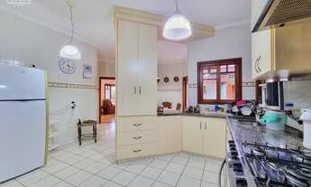 Imagem 5: 4 dormitórios, 3 suíte, 4 banheiro, 4 vagas na garagem, 239M² de Área Construída