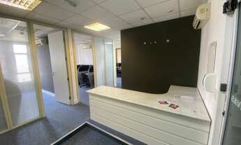 Imagem: 7 banheiro, 6 vagas na garagem, 306M² de