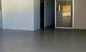 Imagem 7: 8 banheiro, 27 vagas na garagem, 600M² de Área Construída, 1072M² de Área Total