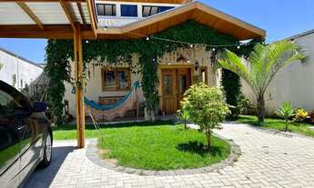 Imagem: 3 dormitórios, 1 suítes, 3 banheiro, 2