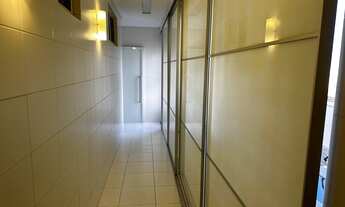 Imagem 5: 3 dormitórios, 3 suíte, 5 banheiro, 4 vagas na garagem, 487M² de Área Total