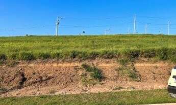 Imagem 2: 330M² de Área Construída, 330M² de Área Total