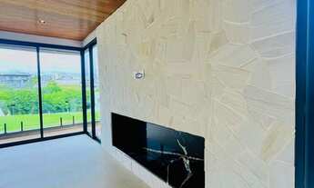 Imagem 6: 4 dormitórios, 4 suíte, 6 banheiro, 6 vagas na garagem, 450M² de Área Construída