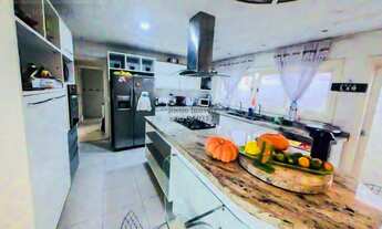 Imagem 6: 5 dormitórios, 4 suíte, 8 banheiro, 4 vagas na garagem, 800M² de Área Construída