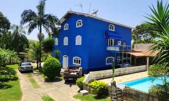 Imagem: 3 dormitórios, 1 suítes, 3 banheiro, 441M²