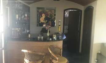 Imagem 7: 4 dormitórios, 2 suíte, 5 banheiro, 7 vagas na garagem, 302M² de Área Construída