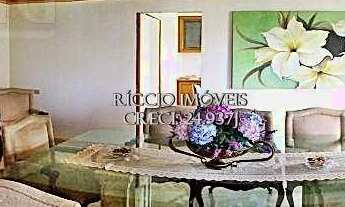 Imagem 2: 4 dormitórios, 2 suíte, 4 banheiro, 3 vagas na garagem, 386M² de Área Construída