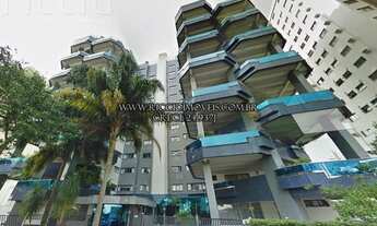 Imagem: 4 dormitórios, 4 suíte, 6 banheiro, 4